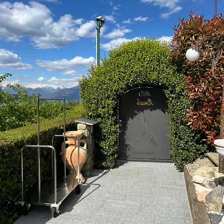 Rosch Semesterbostad Lezzeno